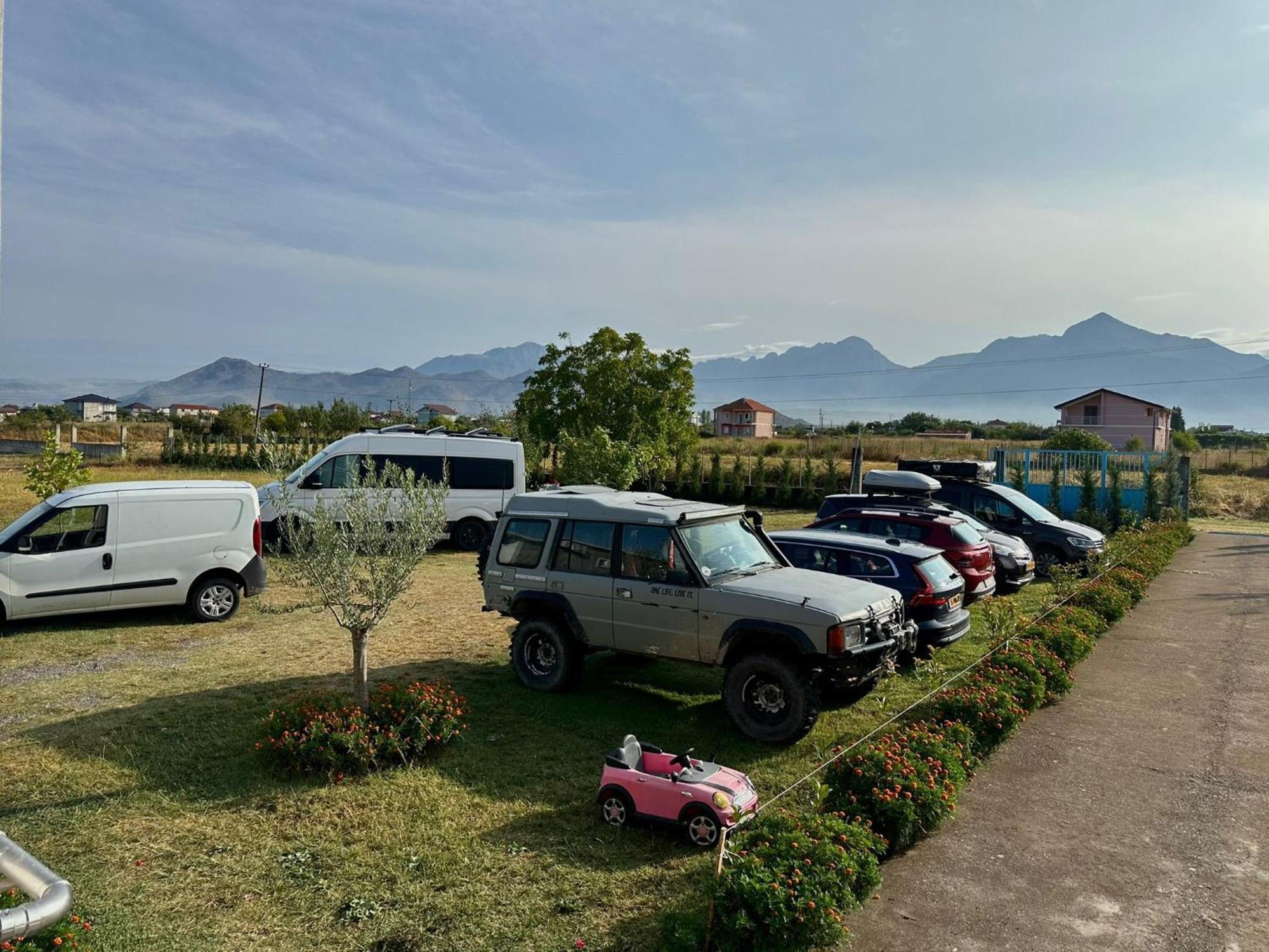 Hotel Villa Ballkan Grile Luaran gambar